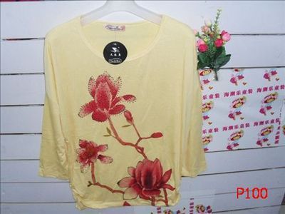 服裝批發(fā)市場洞察 品牌供應(yīng)、價(jià)格策略與尾貨庫存管理